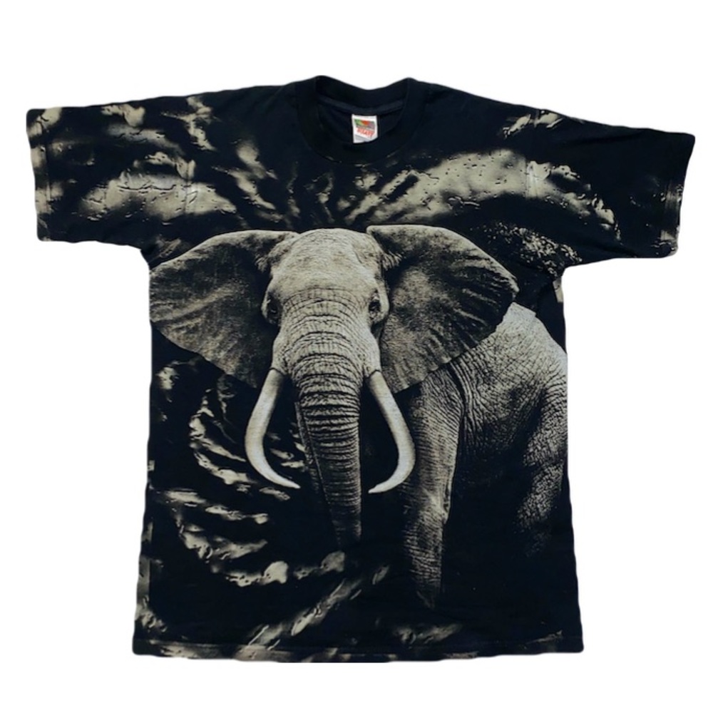 90s Nature Elephant Over Print Graphic T-Shirt 🐘